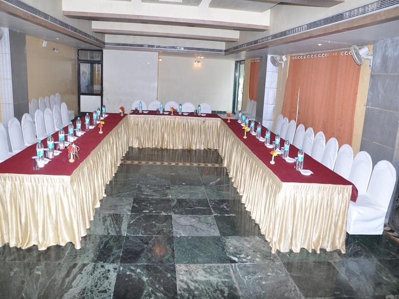 Leo Resorts Junagadh Ngoại thất bức ảnh